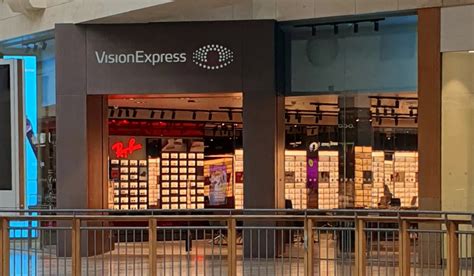vision express bluewater opening times